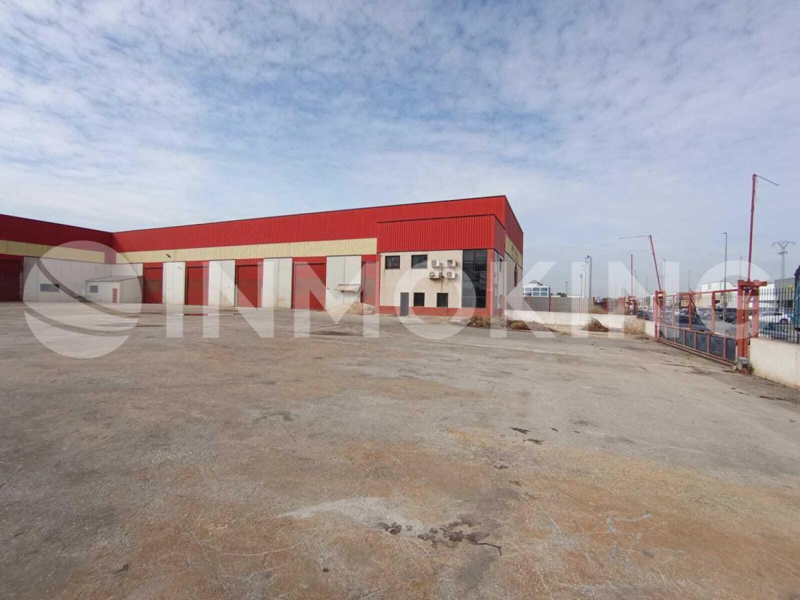 Foto de la propiedad Nave  Alquiler Pol. Ind. San Gínes. 